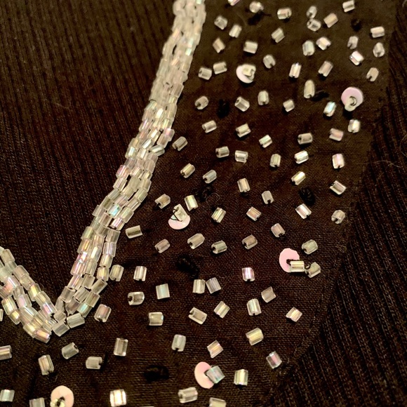 Cute Beaded Low Cut top - Picture 3 of 5